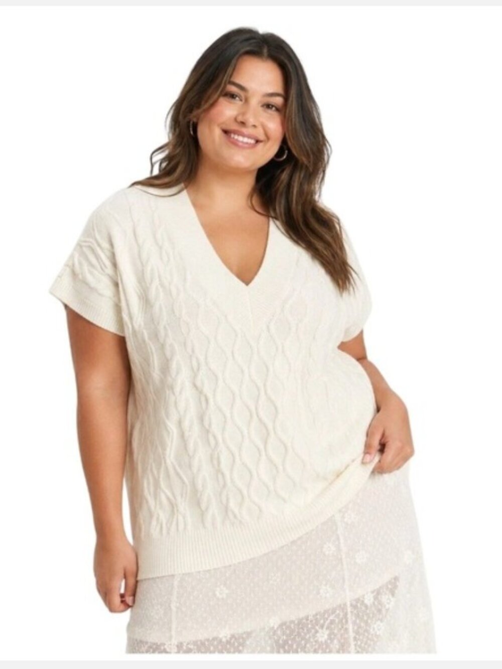 Universal Thread Cable-Knit V-Neck Cream Sweater Vest